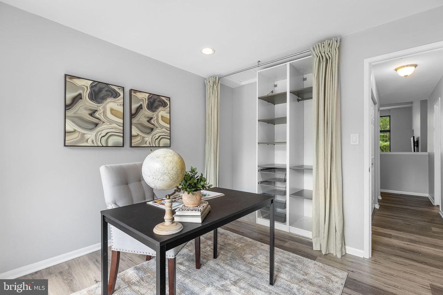 11557 ROLLING GREEN CT #301, RESTON, Virginia 20191, 2 Bedrooms Bedrooms, ,2 BathroomsBathrooms,Residential,For sale,11557 ROLLING GREEN CT #301,VAFX2254328 MLS # VAFX2254328