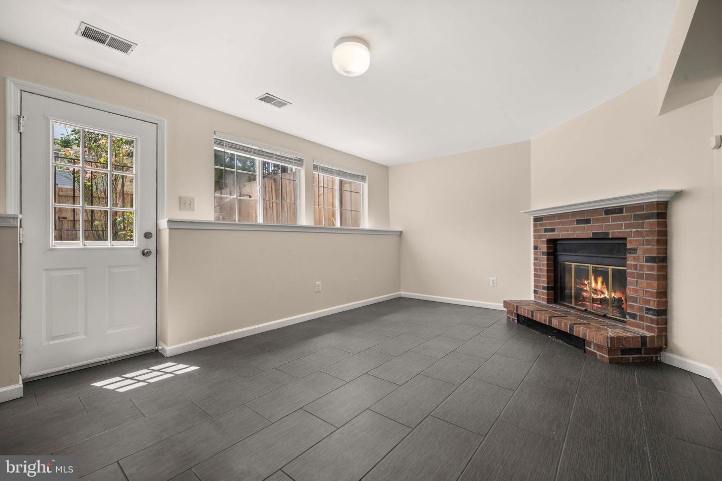 5241 SAINT GENEVIEVE PL, ALEXANDRIA, Virginia 22315, 3 Bedrooms Bedrooms, ,2 BathroomsBathrooms,Residential,For sale,5241 SAINT GENEVIEVE PL,VAFX2254872 MLS # VAFX2254872