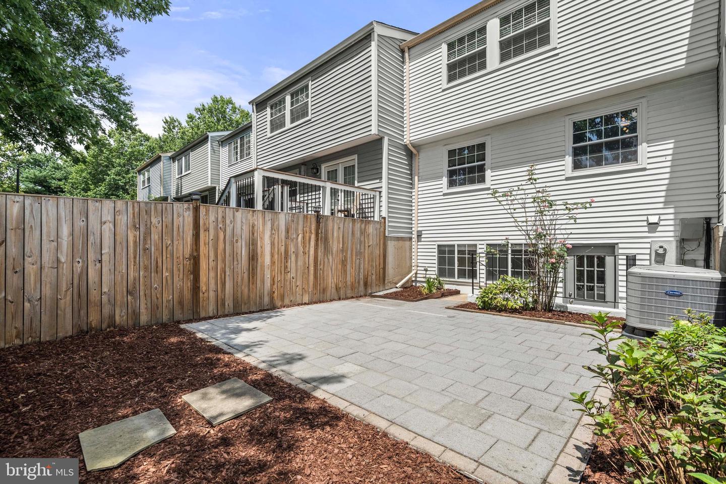 5241 SAINT GENEVIEVE PL, ALEXANDRIA, Virginia 22315, 3 Bedrooms Bedrooms, ,2 BathroomsBathrooms,Residential,For sale,5241 SAINT GENEVIEVE PL,VAFX2254872 MLS # VAFX2254872