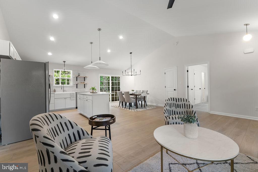 1821 BUTLER RD, BEAVERDAM, Virginia 23015, 5 Bedrooms Bedrooms, ,3 BathroomsBathrooms,Residential,For sale,1821 BUTLER RD,VASP2034658 MLS # VASP2034658