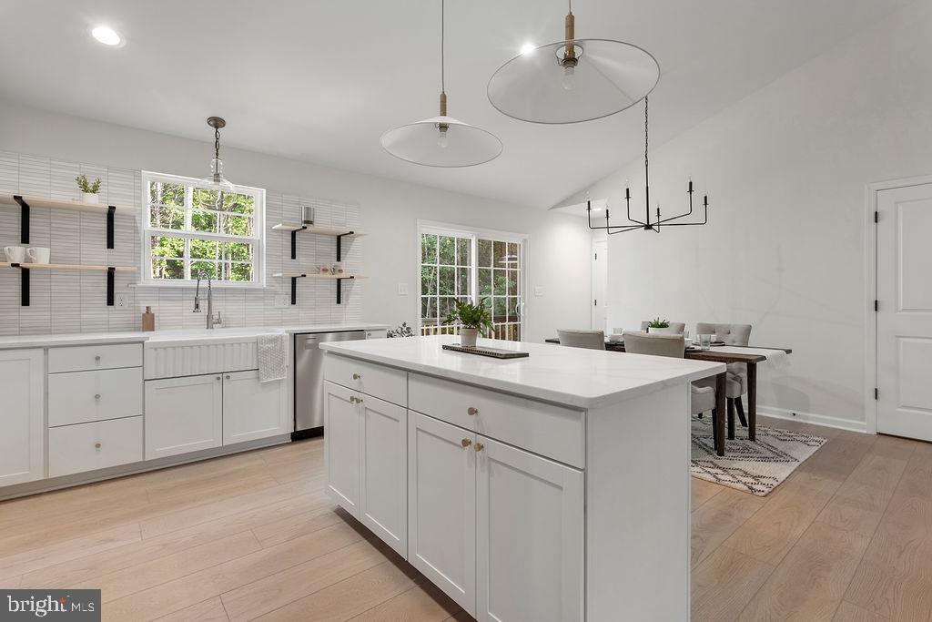 1821 BUTLER RD, BEAVERDAM, Virginia 23015, 5 Bedrooms Bedrooms, ,3 BathroomsBathrooms,Residential,For sale,1821 BUTLER RD,VASP2034658 MLS # VASP2034658