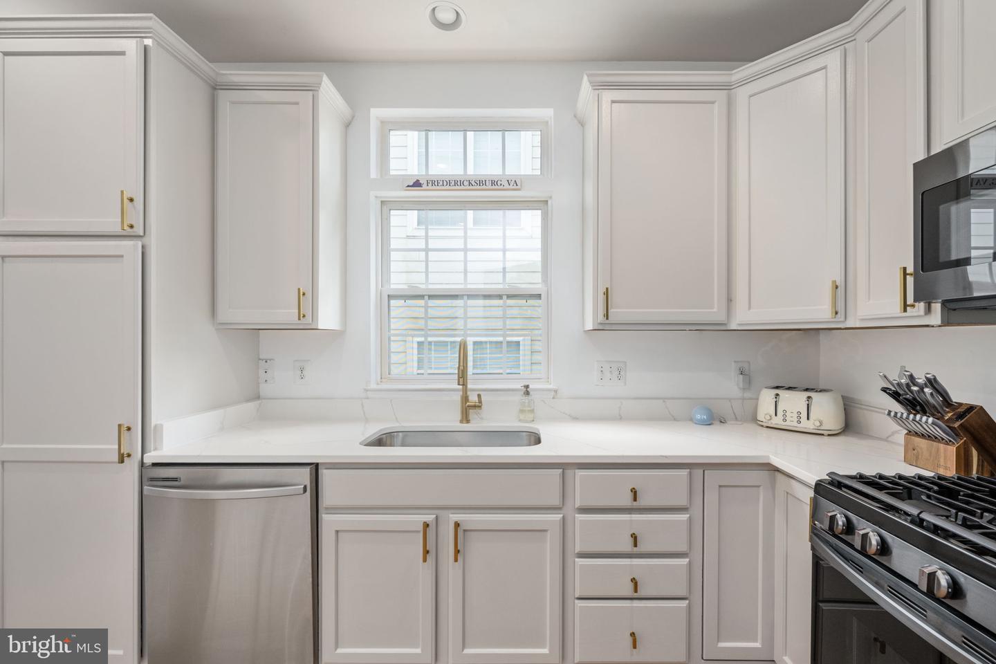 1309 GRAHAM DR, FREDERICKSBURG, Virginia 22401, 4 Bedrooms Bedrooms, ,3 BathroomsBathrooms,Residential,For sale,1309 GRAHAM DR,VAFB2008590 MLS # VAFB2008590