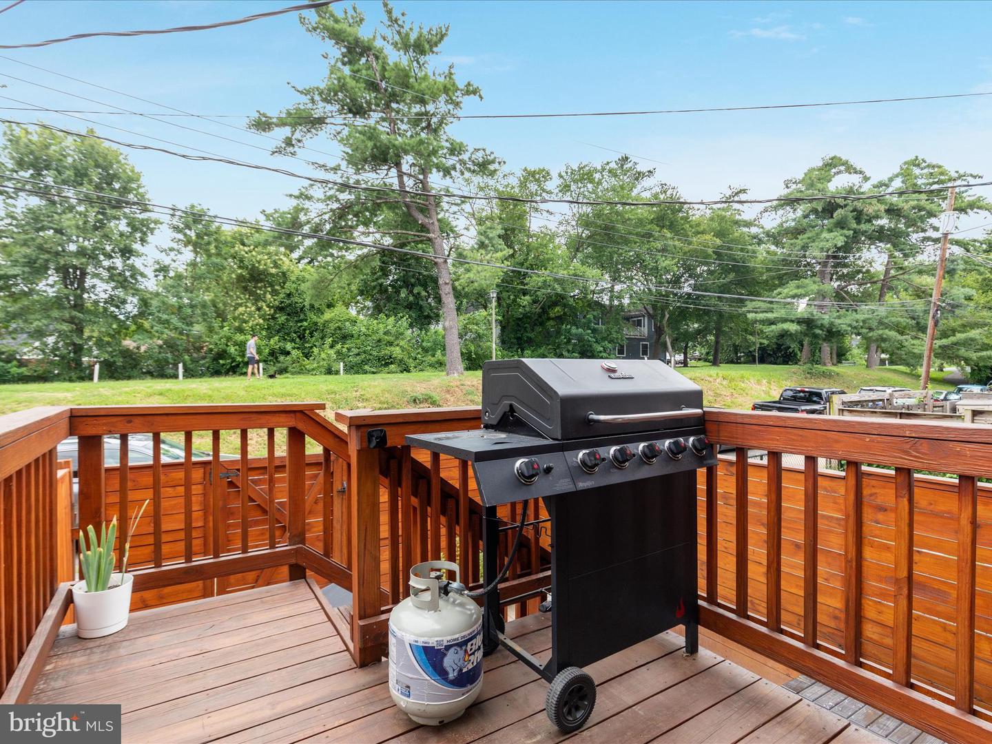 3041 MANNING ST, ALEXANDRIA, Virginia 22305, 2 Bedrooms Bedrooms, ,2 BathroomsBathrooms,Residential,For sale,3041 MANNING ST,VAAX2047544 MLS # VAAX2047544