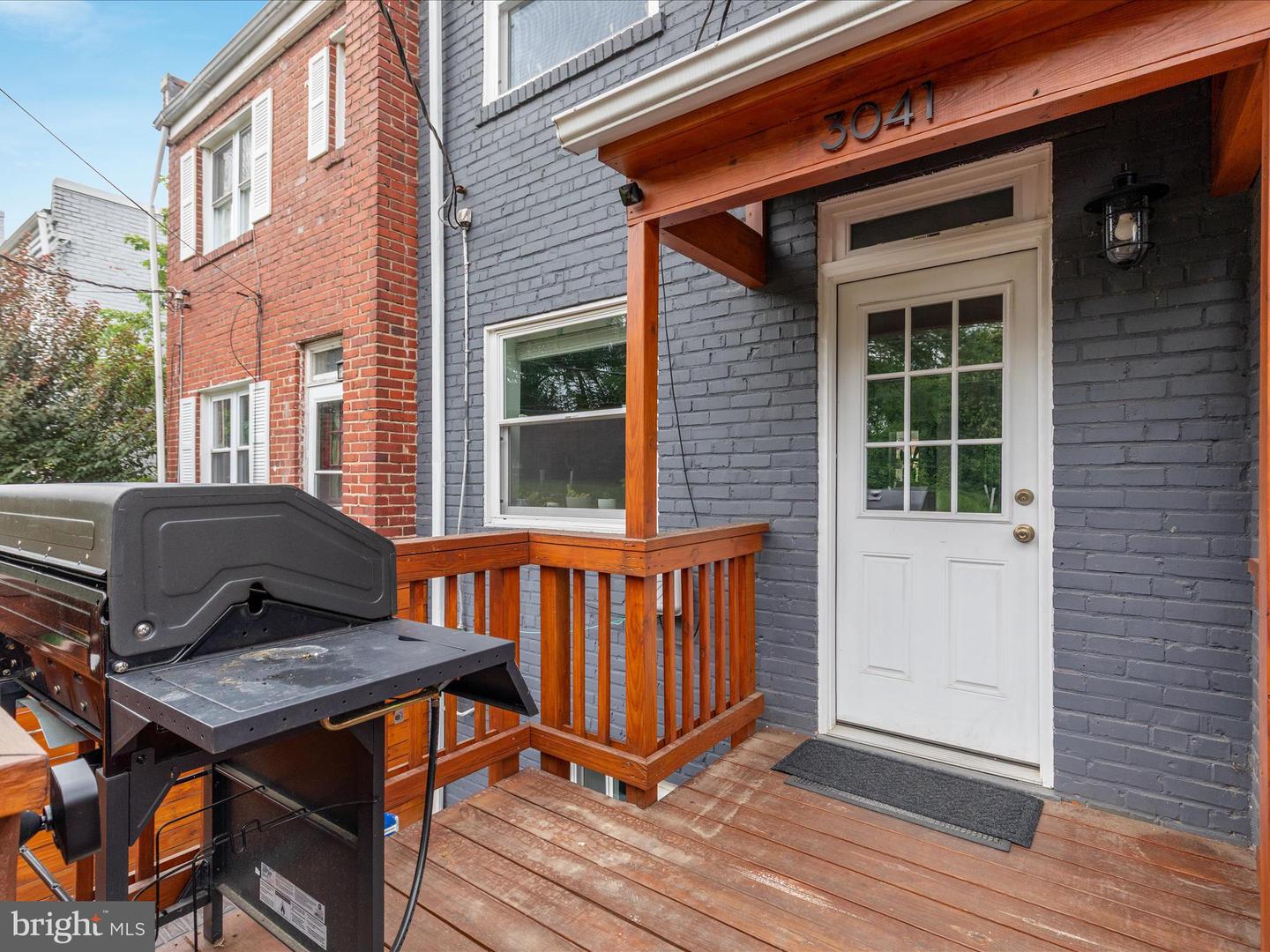 3041 MANNING ST, ALEXANDRIA, Virginia 22305, 2 Bedrooms Bedrooms, ,2 BathroomsBathrooms,Residential,For sale,3041 MANNING ST,VAAX2047544 MLS # VAAX2047544