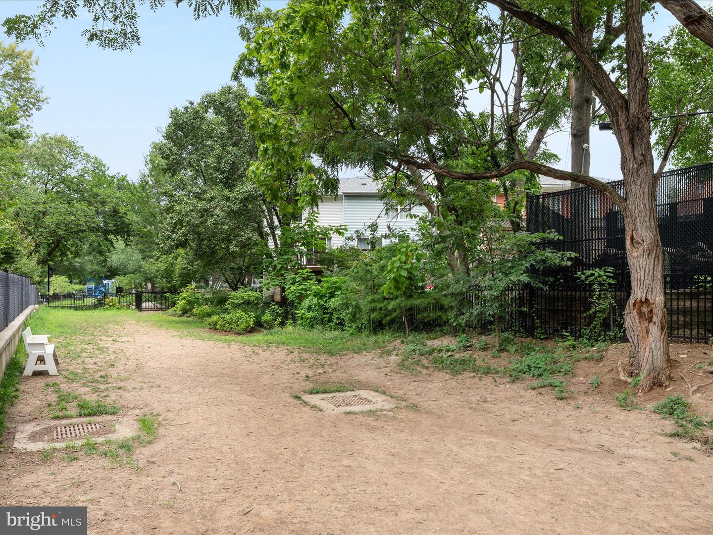 3041 MANNING ST, ALEXANDRIA, Virginia 22305, 2 Bedrooms Bedrooms, ,2 BathroomsBathrooms,Residential,For sale,3041 MANNING ST,VAAX2047544 MLS # VAAX2047544