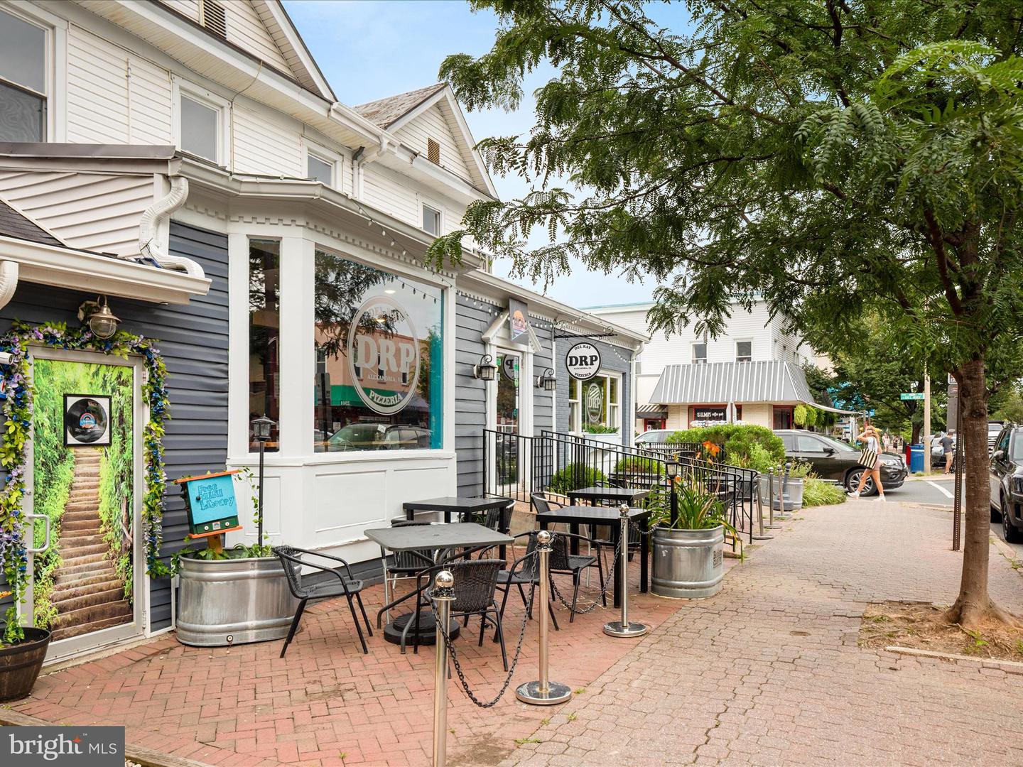 3041 MANNING ST, ALEXANDRIA, Virginia 22305, 2 Bedrooms Bedrooms, ,2 BathroomsBathrooms,Residential,For sale,3041 MANNING ST,VAAX2047544 MLS # VAAX2047544