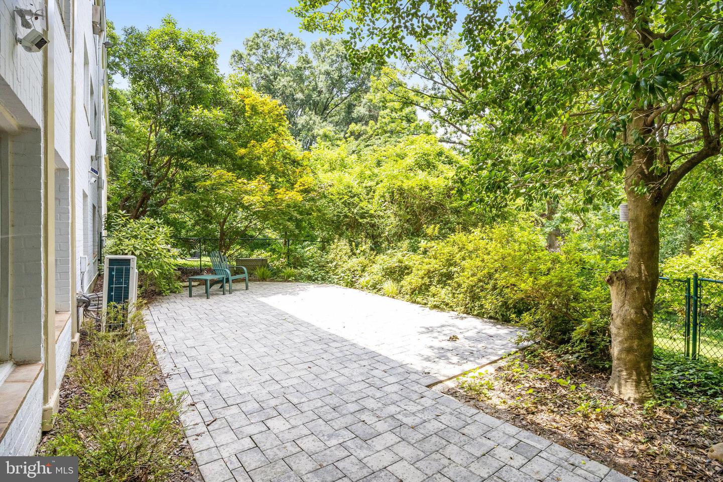 3237 RAVENSWORTH PL, ALEXANDRIA, Virginia 22302, 2 Bedrooms Bedrooms, ,1 BathroomBathrooms,Residential,For sale,3237 RAVENSWORTH PL,VAAX2047546 MLS # VAAX2047546