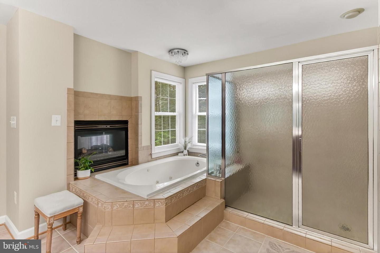 6913 MAZZEN CT, FREDERICKSBURG, Virginia 22407, 4 Bedrooms Bedrooms, ,3 BathroomsBathrooms,Residential,For sale,6913 MAZZEN CT,VASP2034752 MLS # VASP2034752