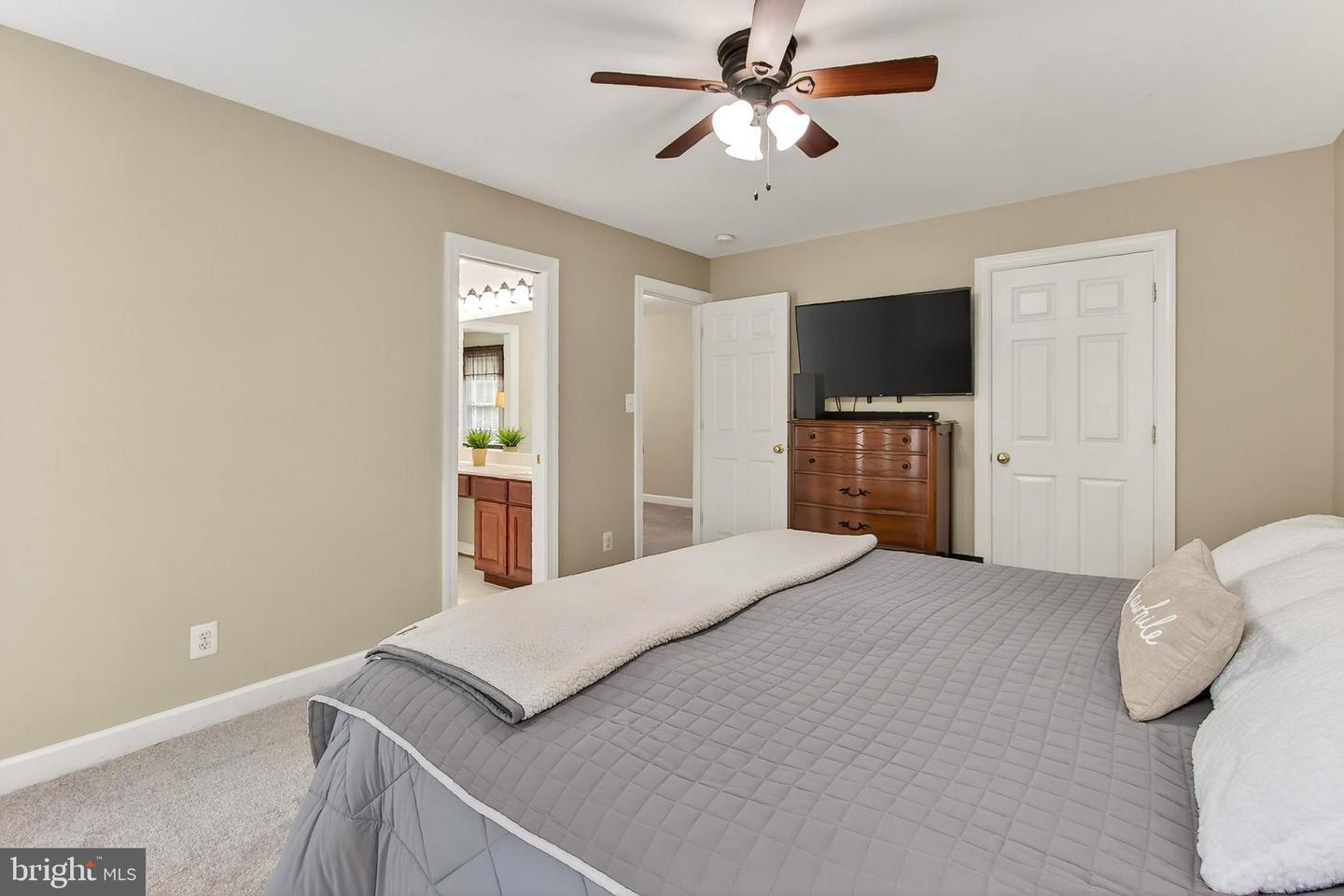 6913 MAZZEN CT, FREDERICKSBURG, Virginia 22407, 4 Bedrooms Bedrooms, ,3 BathroomsBathrooms,Residential,For sale,6913 MAZZEN CT,VASP2034752 MLS # VASP2034752