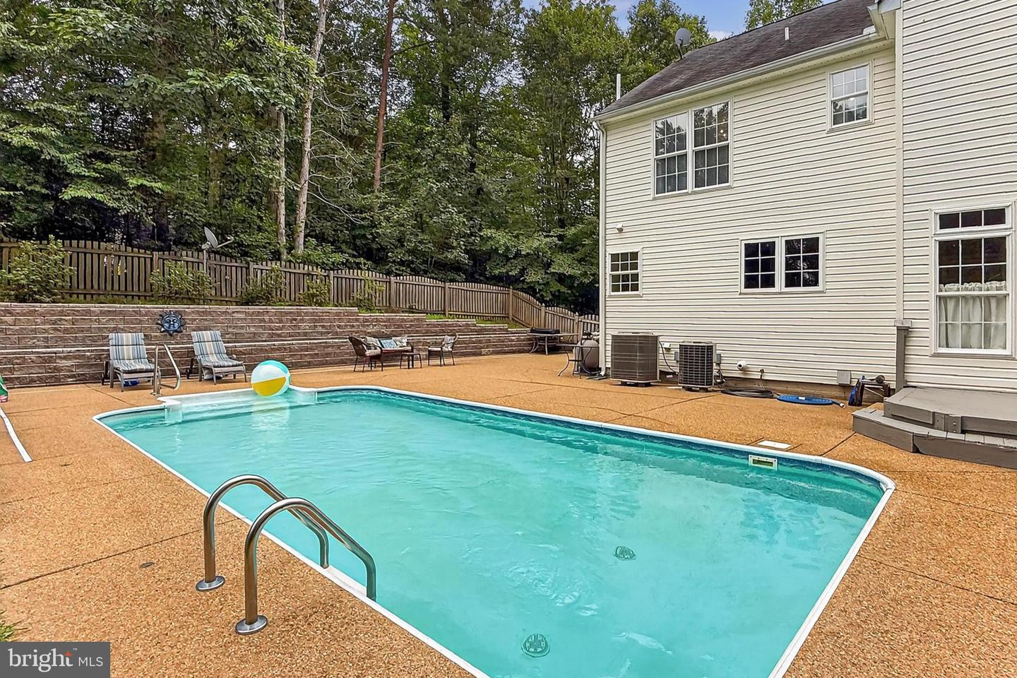 6913 MAZZEN CT, FREDERICKSBURG, Virginia 22407, 4 Bedrooms Bedrooms, ,3 BathroomsBathrooms,Residential,For sale,6913 MAZZEN CT,VASP2034752 MLS # VASP2034752