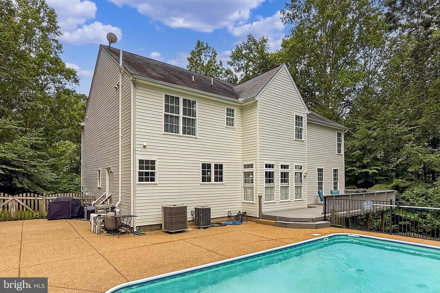 6913 MAZZEN CT, FREDERICKSBURG, Virginia 22407, 4 Bedrooms Bedrooms, ,3 BathroomsBathrooms,Residential,For sale,6913 MAZZEN CT,VASP2034752 MLS # VASP2034752