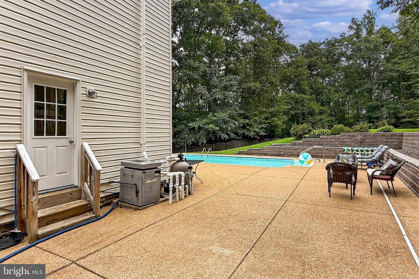 6913 MAZZEN CT, FREDERICKSBURG, Virginia 22407, 4 Bedrooms Bedrooms, ,3 BathroomsBathrooms,Residential,For sale,6913 MAZZEN CT,VASP2034752 MLS # VASP2034752
