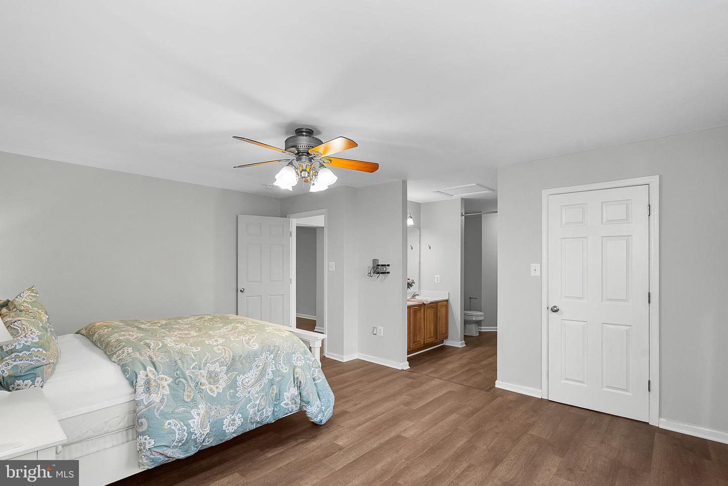 5260 DAPPLE LN, WARRENTON, Virginia 20187, 3 Bedrooms Bedrooms, ,2 BathroomsBathrooms,Residential,For sale,5260 DAPPLE LN,VAFQ2017550 MLS # VAFQ2017550