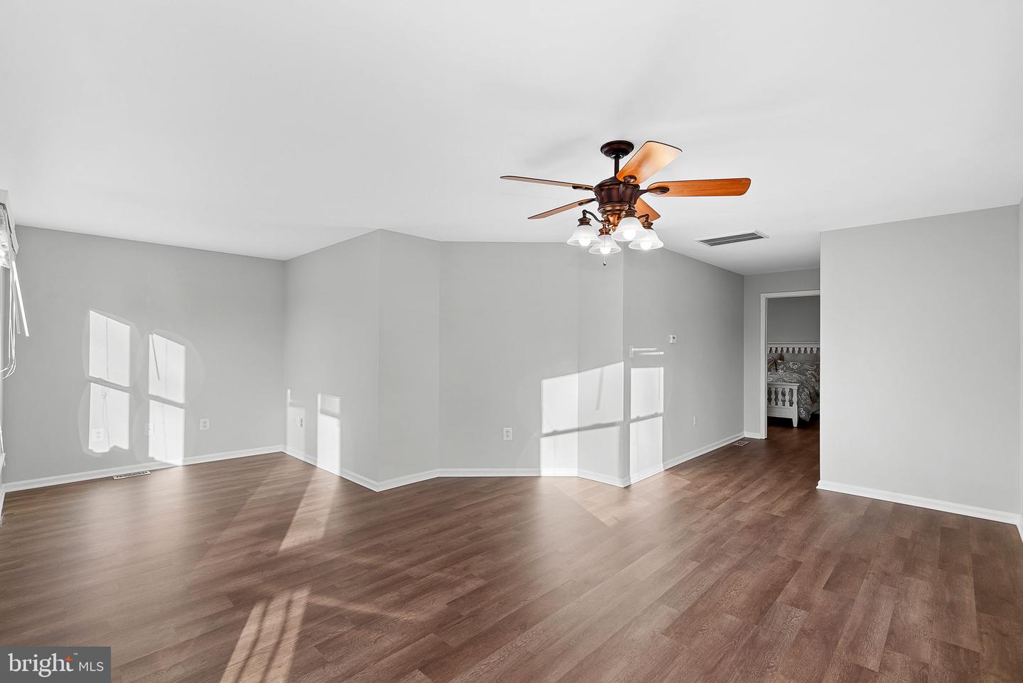5260 DAPPLE LN, WARRENTON, Virginia 20187, 3 Bedrooms Bedrooms, ,2 BathroomsBathrooms,Residential,For sale,5260 DAPPLE LN,VAFQ2017550 MLS # VAFQ2017550