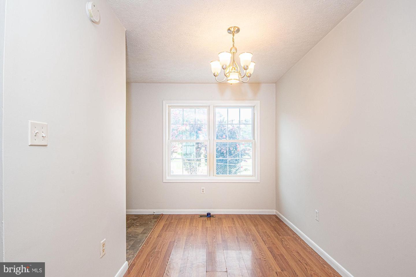 124 E 15TH ST, FRONT ROYAL, Virginia 22630, 3 Bedrooms Bedrooms, ,1 BathroomBathrooms,Residential,For sale,124 E 15TH ST,VAWR2011768 MLS # VAWR2011768
