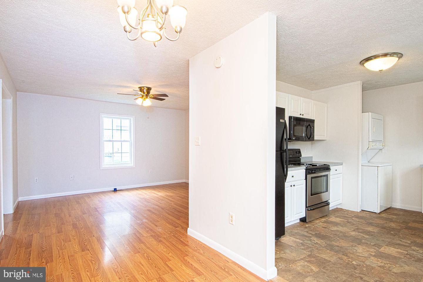 124 E 15TH ST, FRONT ROYAL, Virginia 22630, 3 Bedrooms Bedrooms, ,1 BathroomBathrooms,Residential,For sale,124 E 15TH ST,VAWR2011768 MLS # VAWR2011768