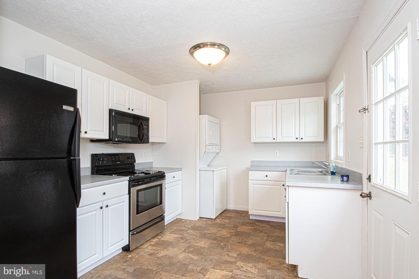 124 E 15TH ST, FRONT ROYAL, Virginia 22630, 3 Bedrooms Bedrooms, ,1 BathroomBathrooms,Residential,For sale,124 E 15TH ST,VAWR2011768 MLS # VAWR2011768