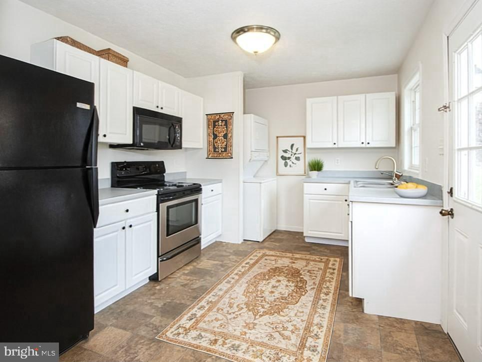 124 E 15TH ST, FRONT ROYAL, Virginia 22630, 3 Bedrooms Bedrooms, ,1 BathroomBathrooms,Residential,For sale,124 E 15TH ST,VAWR2011768 MLS # VAWR2011768