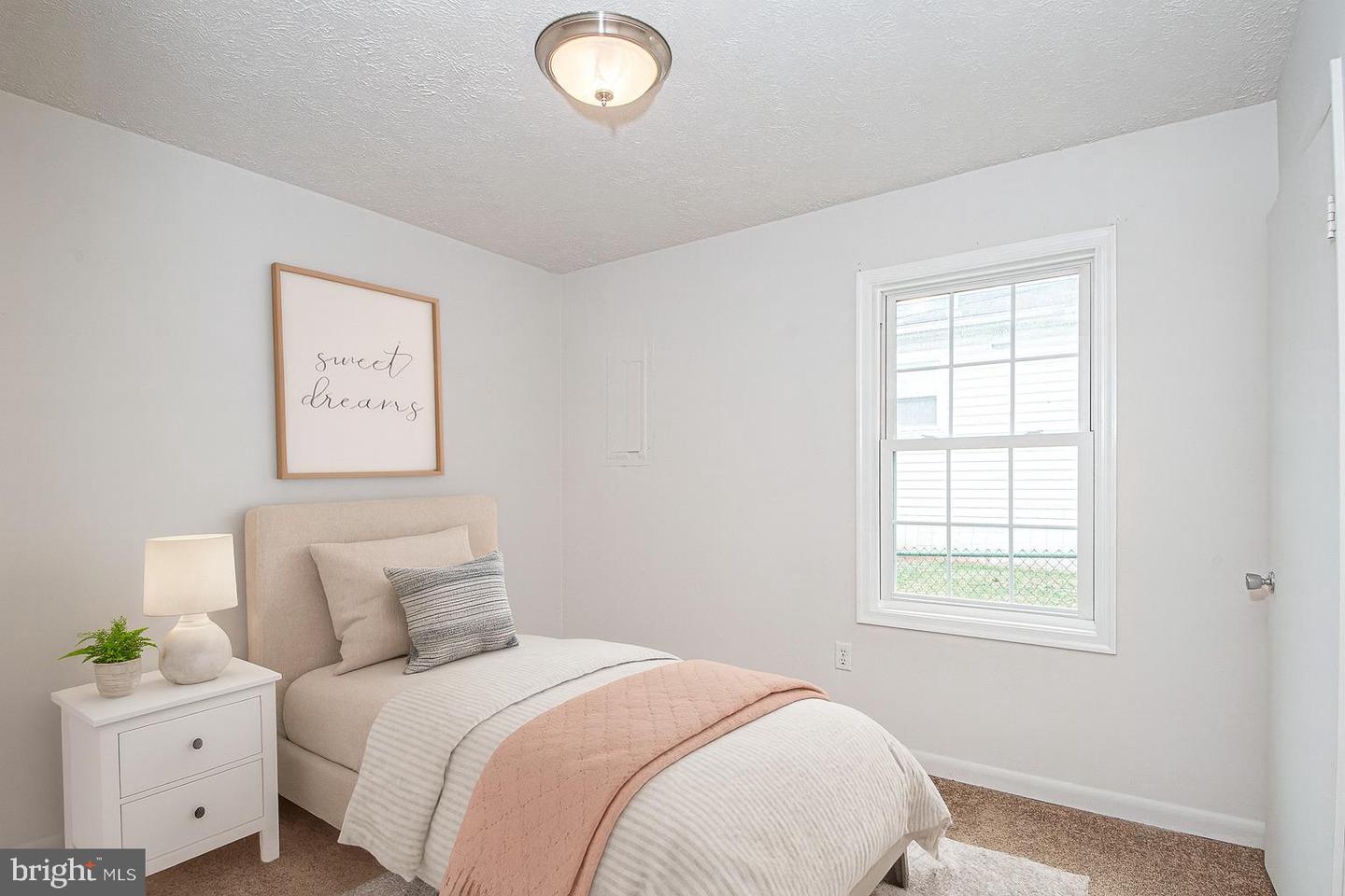 124 E 15TH ST, FRONT ROYAL, Virginia 22630, 3 Bedrooms Bedrooms, ,1 BathroomBathrooms,Residential,For sale,124 E 15TH ST,VAWR2011768 MLS # VAWR2011768