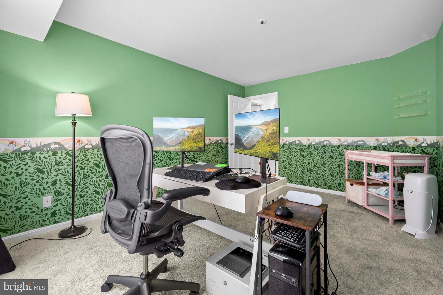 244 S REYNOLDS ST #201, ALEXANDRIA, Virginia 22304, 2 Bedrooms Bedrooms, ,2 BathroomsBathrooms,Residential,For sale,244 S REYNOLDS ST #201,VAAX2047732 MLS # VAAX2047732