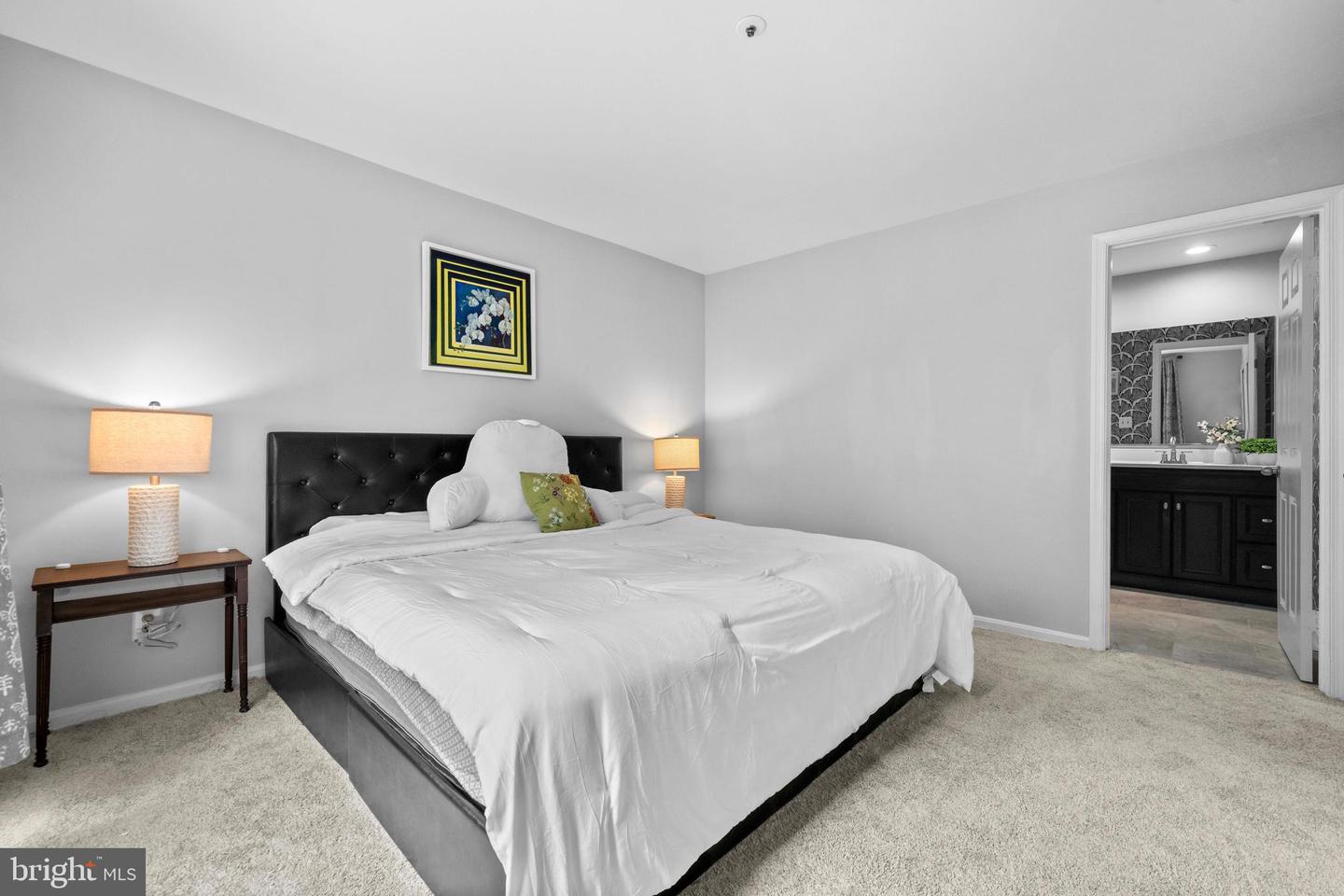 244 S REYNOLDS ST #201, ALEXANDRIA, Virginia 22304, 2 Bedrooms Bedrooms, ,2 BathroomsBathrooms,Residential,For sale,244 S REYNOLDS ST #201,VAAX2047732 MLS # VAAX2047732