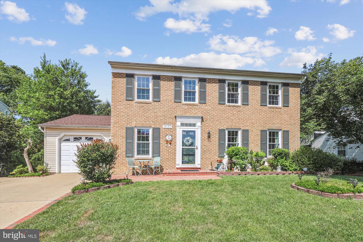 6137 FRANCONIA STATION LN, ALEXANDRIA, Virginia 22310, 5 Bedrooms Bedrooms, ,4 BathroomsBathrooms,Residential,For sale,6137 FRANCONIA STATION LN,VAFX2257322 MLS # VAFX2257322