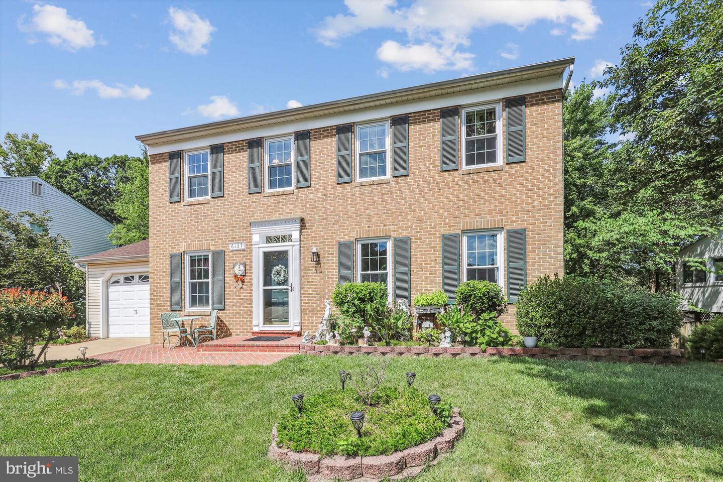 6137 FRANCONIA STATION LN, ALEXANDRIA, Virginia 22310, 5 Bedrooms Bedrooms, ,4 BathroomsBathrooms,Residential,For sale,6137 FRANCONIA STATION LN,VAFX2257322 MLS # VAFX2257322
