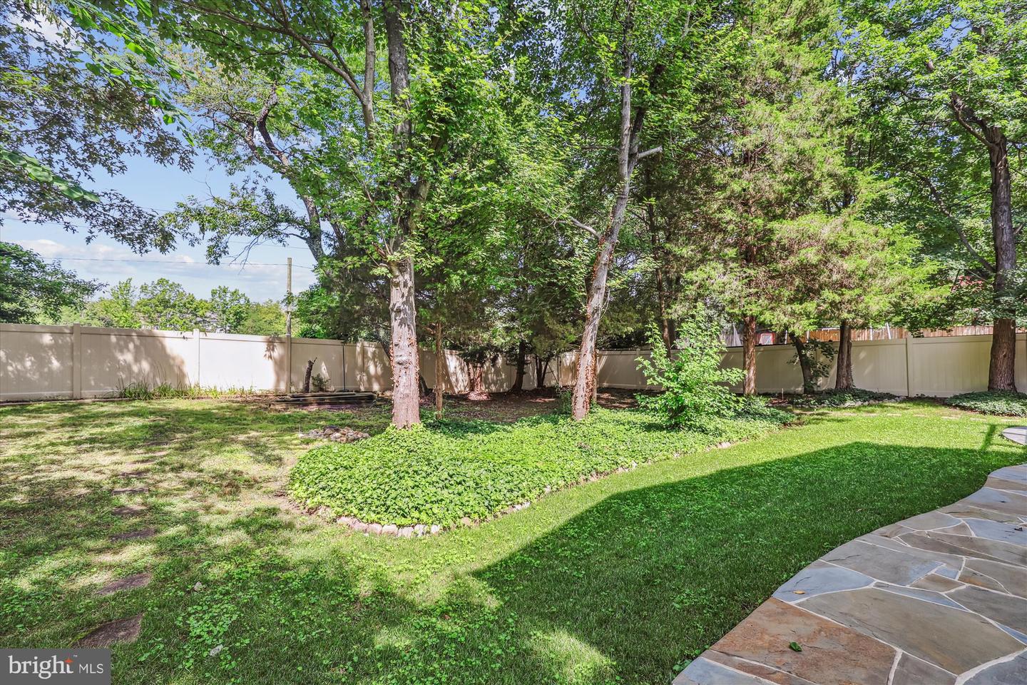 6137 FRANCONIA STATION LN, ALEXANDRIA, Virginia 22310, 5 Bedrooms Bedrooms, ,4 BathroomsBathrooms,Residential,For sale,6137 FRANCONIA STATION LN,VAFX2257322 MLS # VAFX2257322