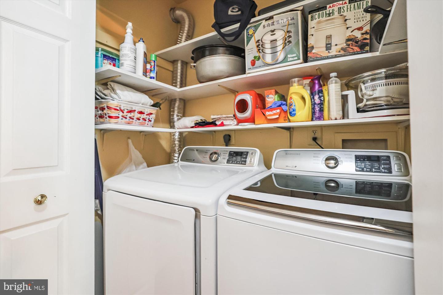 6137 FRANCONIA STATION LN, ALEXANDRIA, Virginia 22310, 5 Bedrooms Bedrooms, ,4 BathroomsBathrooms,Residential,For sale,6137 FRANCONIA STATION LN,VAFX2257322 MLS # VAFX2257322