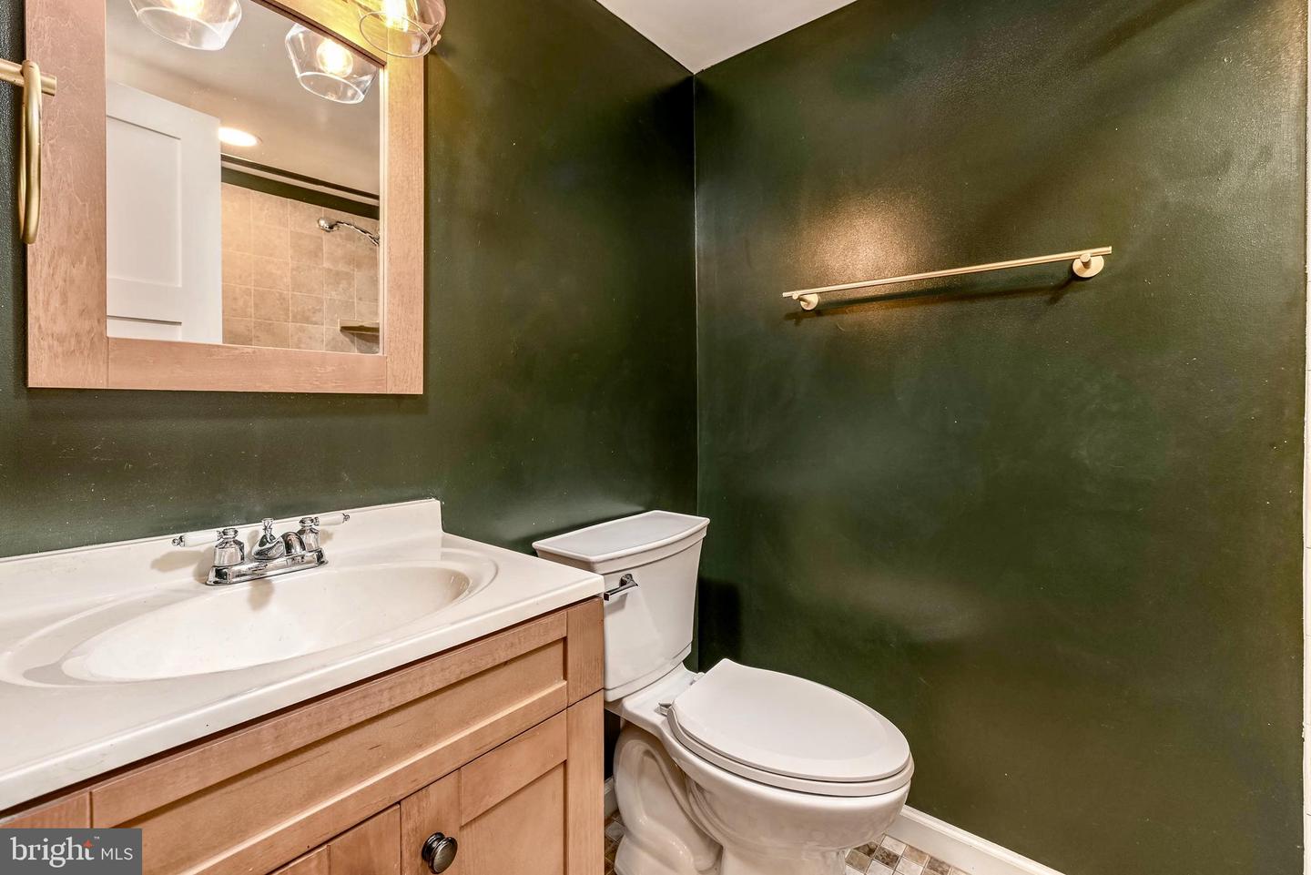 132 E MEADOWLAND LN, STERLING, Virginia 20164, 4 Bedrooms Bedrooms, ,3 BathroomsBathrooms,Residential,For sale,132 E MEADOWLAND LN,VALO2103104 MLS # VALO2103104