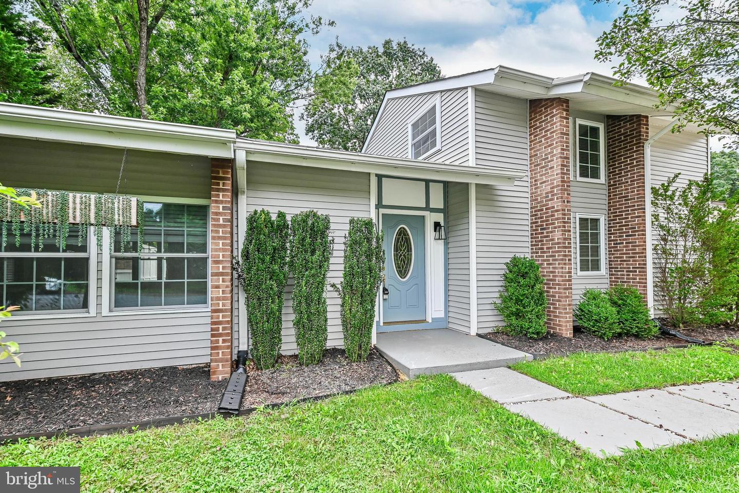 132 E MEADOWLAND LN, STERLING, Virginia 20164, 4 Bedrooms Bedrooms, ,3 BathroomsBathrooms,Residential,For sale,132 E MEADOWLAND LN,VALO2103104 MLS # VALO2103104