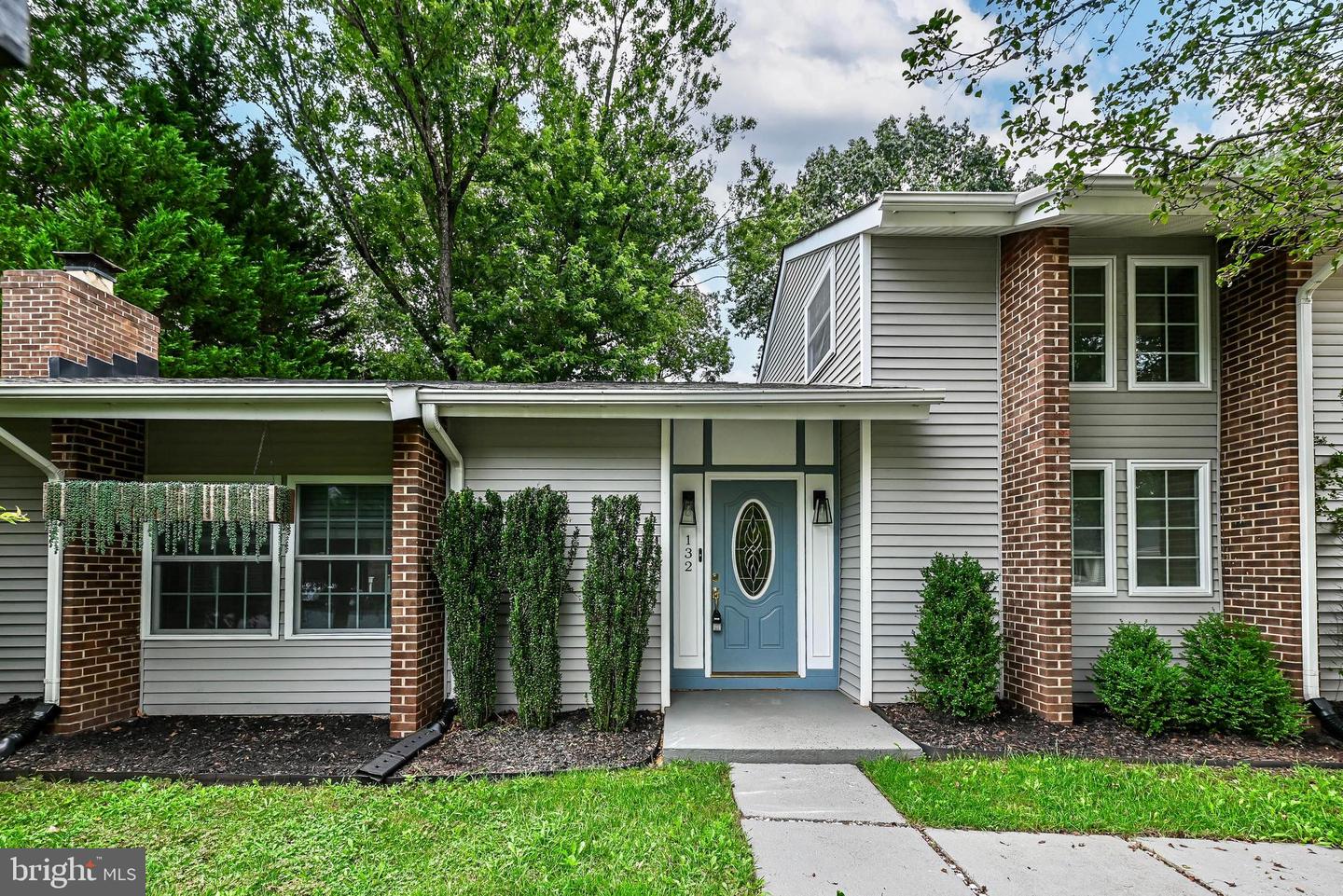 132 E MEADOWLAND LN, STERLING, Virginia 20164, 4 Bedrooms Bedrooms, ,3 BathroomsBathrooms,Residential,For sale,132 E MEADOWLAND LN,VALO2103104 MLS # VALO2103104
