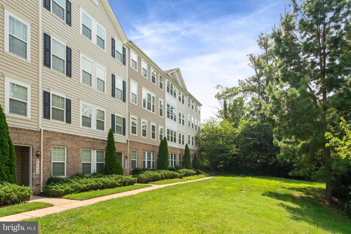 14844 MASON CREEK CIR, WOODBRIDGE, Virginia 22191, 3 Bedrooms Bedrooms, 5 Rooms Rooms,2 BathroomsBathrooms,Residential,For sale,14844 MASON CREEK CIR,VAPW2099944 MLS # VAPW2099944