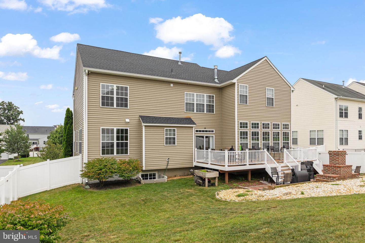 114 NASSAU DR, WINCHESTER, Virginia 22602, 4 Bedrooms Bedrooms, ,3 BathroomsBathrooms,Residential,For sale,114 NASSAU DR,VAFV2035682 MLS # VAFV2035682