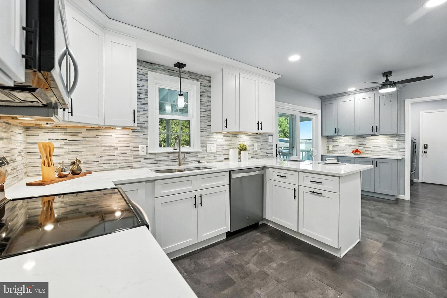 4728 CARTERWOOD DR, FAIRFAX, Virginia 22032, 4 Bedrooms Bedrooms, ,3 BathroomsBathrooms,Residential,For sale,4728 CARTERWOOD DR,VAFX2257826 MLS # VAFX2257826