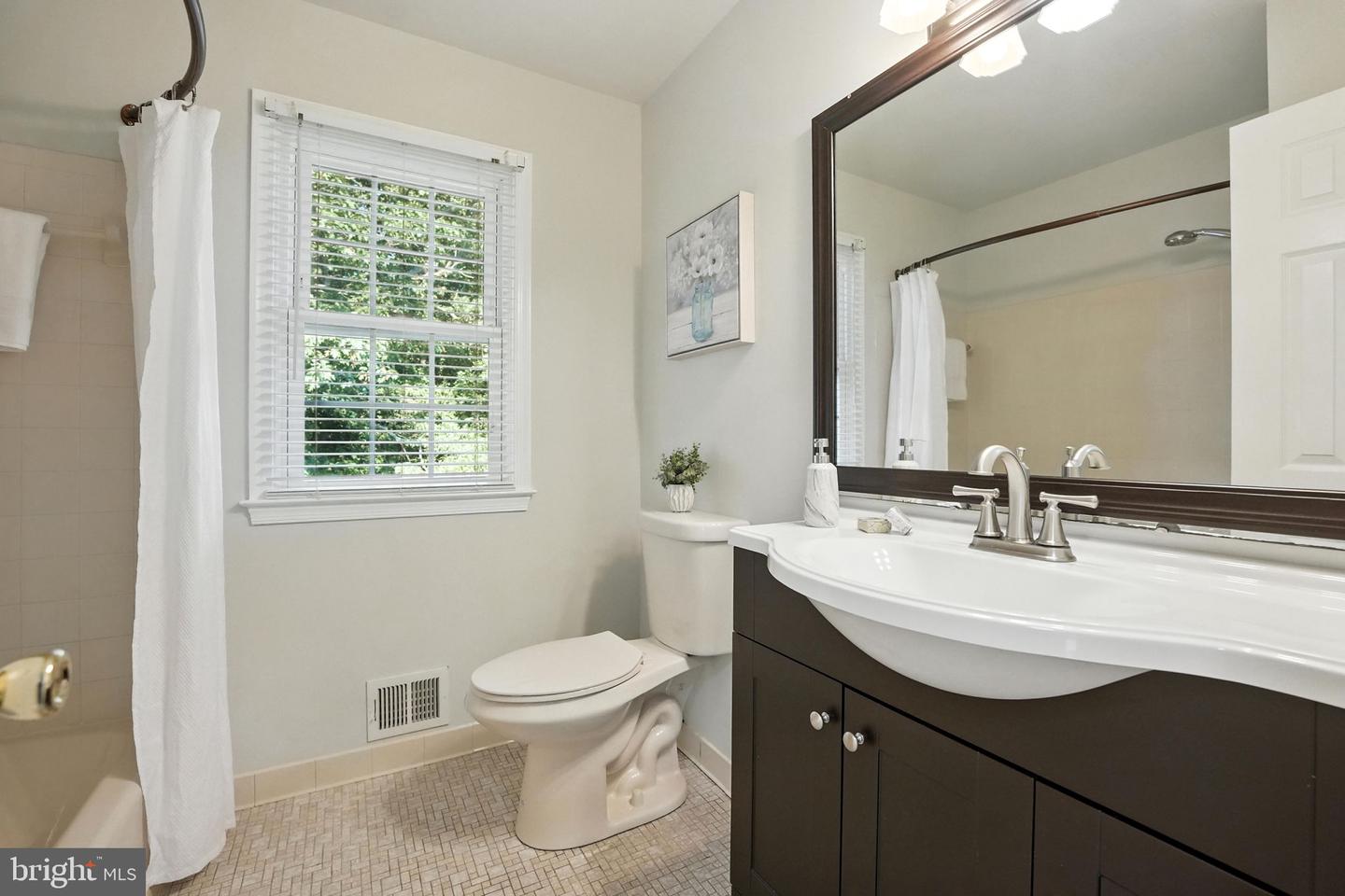 4728 CARTERWOOD DR, FAIRFAX, Virginia 22032, 4 Bedrooms Bedrooms, ,3 BathroomsBathrooms,Residential,For sale,4728 CARTERWOOD DR,VAFX2257826 MLS # VAFX2257826
