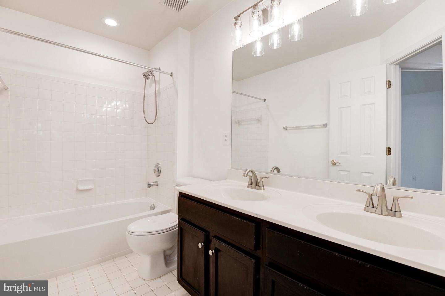 14028 ALBERT WAY, GAINESVILLE, Virginia 20155, 4 Bedrooms Bedrooms, ,3 BathroomsBathrooms,Residential,For sale,14028 ALBERT WAY,VAPW2100120 MLS # VAPW2100120