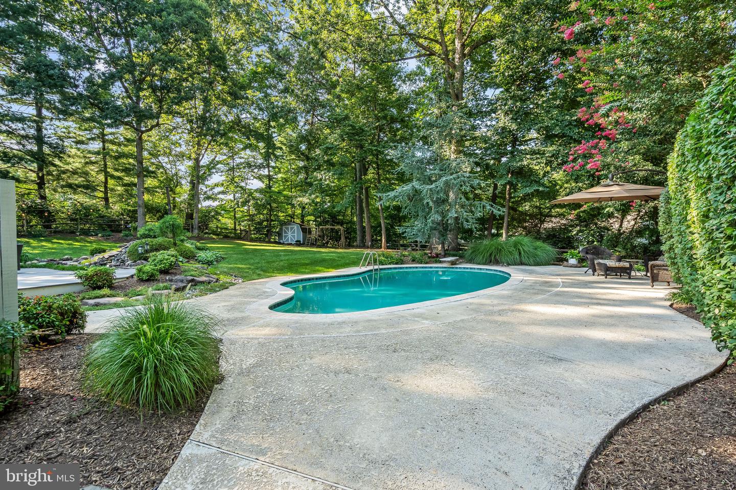 10332 ECLIPSE LN, GREAT FALLS, Virginia 22066, 6 Bedrooms Bedrooms, ,4 BathroomsBathrooms,Residential,For sale,10332 ECLIPSE LN,VAFX2257960 MLS # VAFX2257960