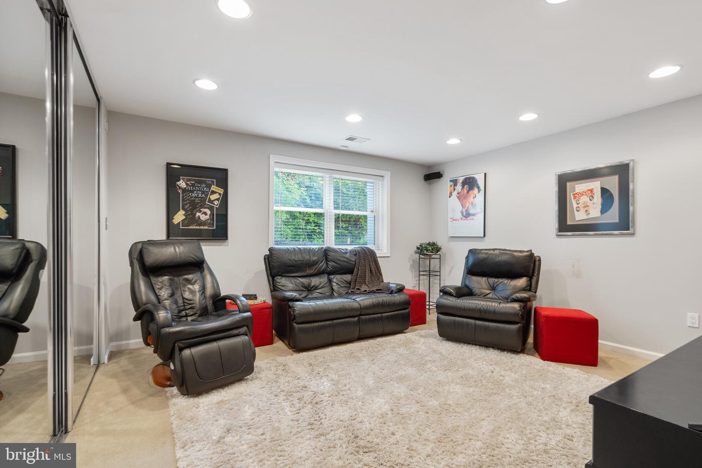 10332 ECLIPSE LN, GREAT FALLS, Virginia 22066, 6 Bedrooms Bedrooms, ,4 BathroomsBathrooms,Residential,For sale,10332 ECLIPSE LN,VAFX2257960 MLS # VAFX2257960