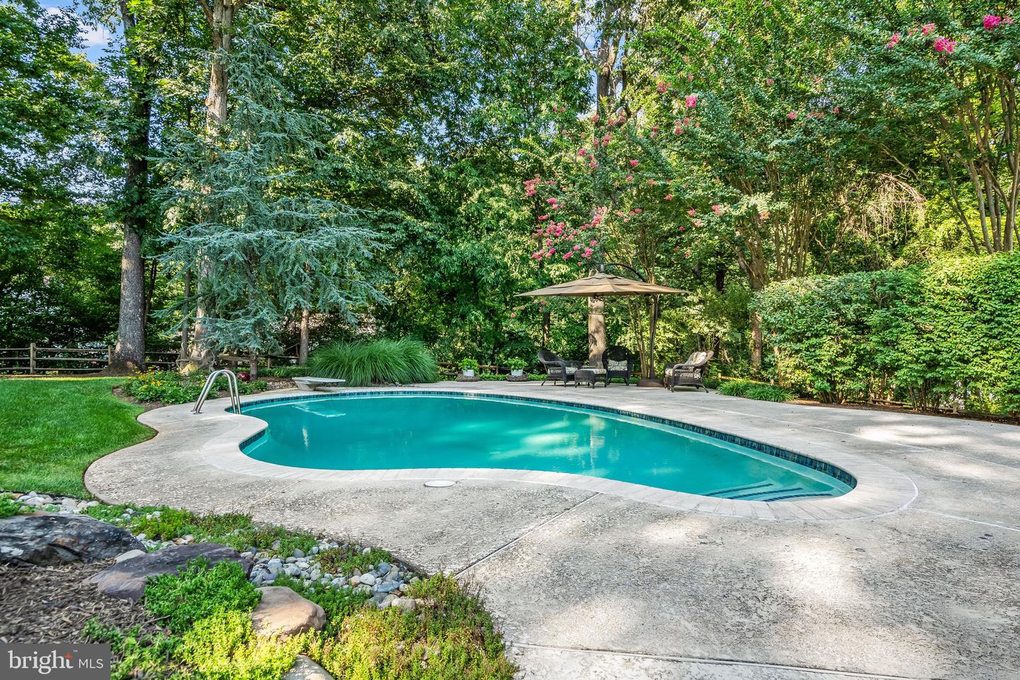 10332 ECLIPSE LN, GREAT FALLS, Virginia 22066, 6 Bedrooms Bedrooms, ,4 BathroomsBathrooms,Residential,For sale,10332 ECLIPSE LN,VAFX2257960 MLS # VAFX2257960