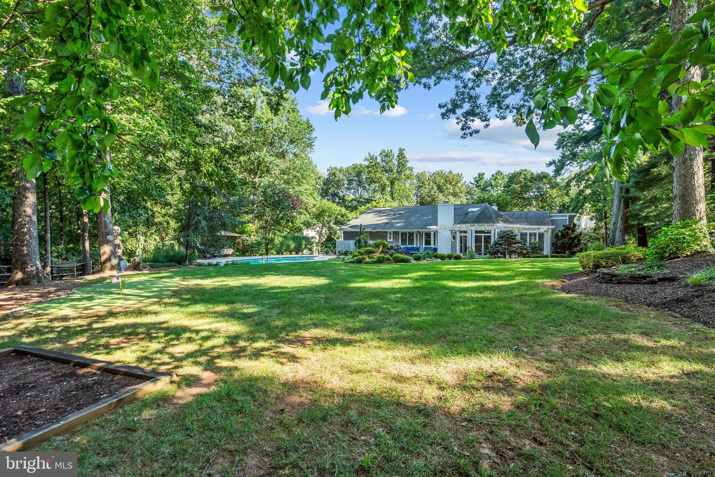 10332 ECLIPSE LN, GREAT FALLS, Virginia 22066, 6 Bedrooms Bedrooms, ,4 BathroomsBathrooms,Residential,For sale,10332 ECLIPSE LN,VAFX2257960 MLS # VAFX2257960