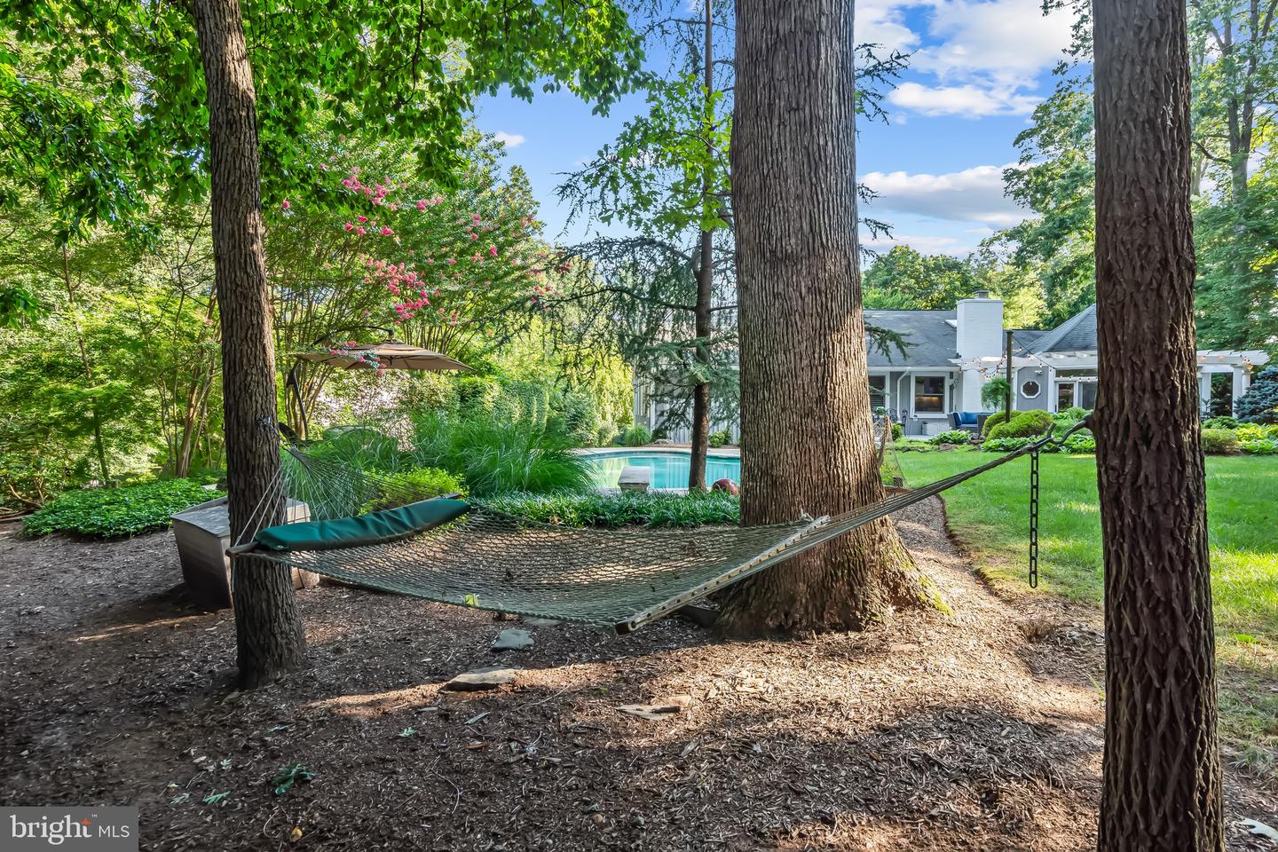 10332 ECLIPSE LN, GREAT FALLS, Virginia 22066, 6 Bedrooms Bedrooms, ,4 BathroomsBathrooms,Residential,For sale,10332 ECLIPSE LN,VAFX2257960 MLS # VAFX2257960