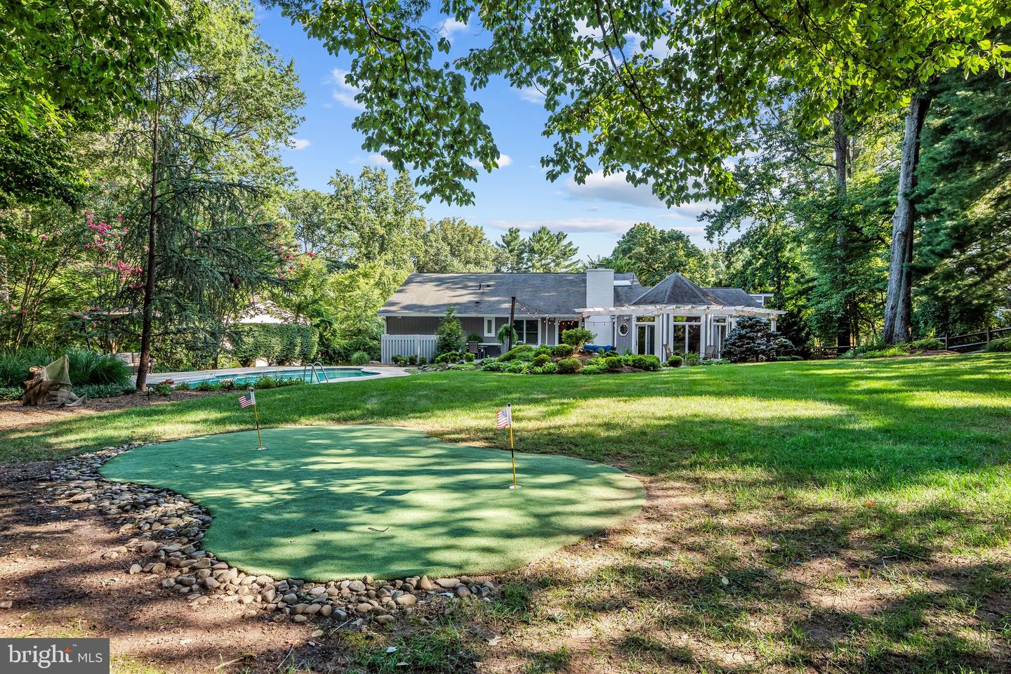 10332 ECLIPSE LN, GREAT FALLS, Virginia 22066, 6 Bedrooms Bedrooms, ,4 BathroomsBathrooms,Residential,For sale,10332 ECLIPSE LN,VAFX2257960 MLS # VAFX2257960