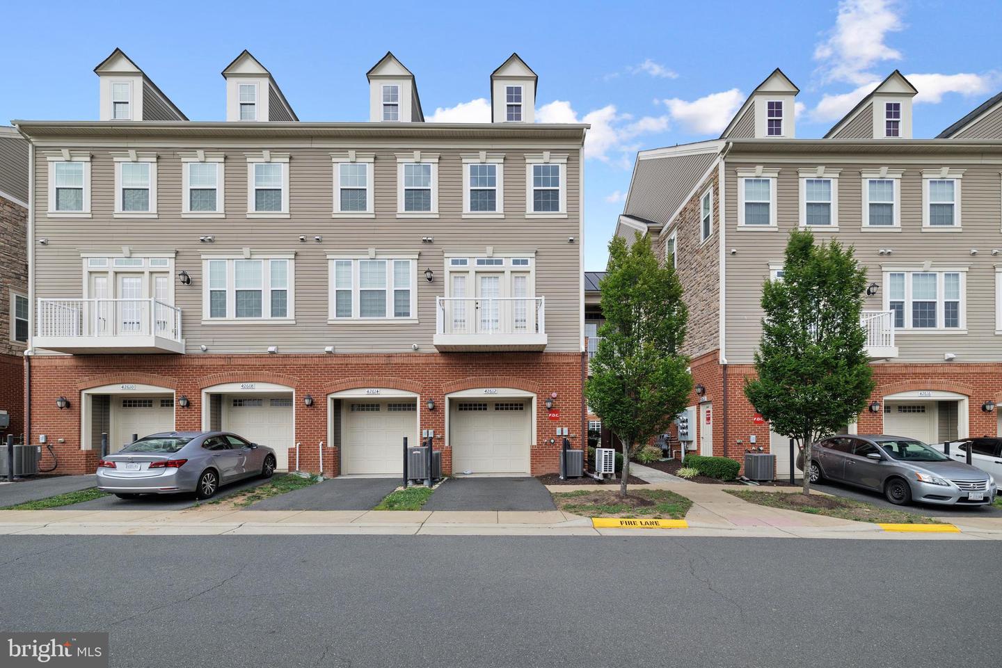 42612 HARDAGE TER, ASHBURN, Virginia 20148, 3 Bedrooms Bedrooms, ,2 BathroomsBathrooms,Residential,For sale,42612 HARDAGE TER,VALO2103300 MLS # VALO2103300