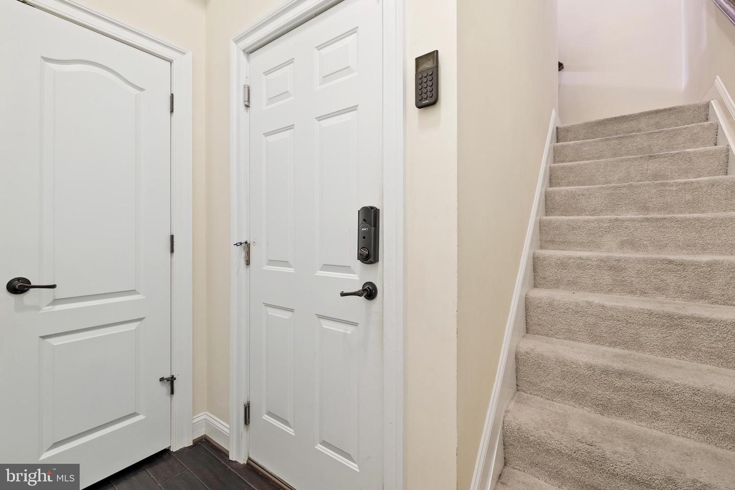 42612 HARDAGE TER, ASHBURN, Virginia 20148, 3 Bedrooms Bedrooms, ,2 BathroomsBathrooms,Residential,For sale,42612 HARDAGE TER,VALO2103300 MLS # VALO2103300