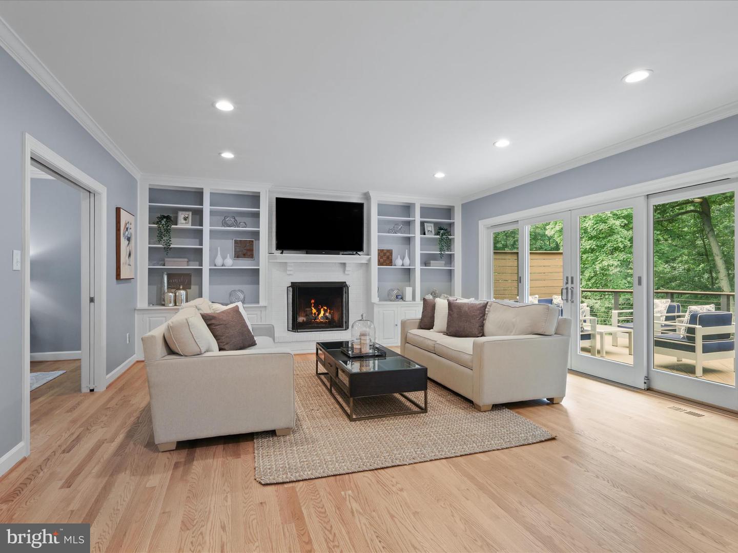 10809 FIELDWOOD DR, FAIRFAX, Virginia 22030, 6 Bedrooms Bedrooms, ,4 BathroomsBathrooms,Residential,For sale,10809 FIELDWOOD DR,VAFX2258034 MLS # VAFX2258034