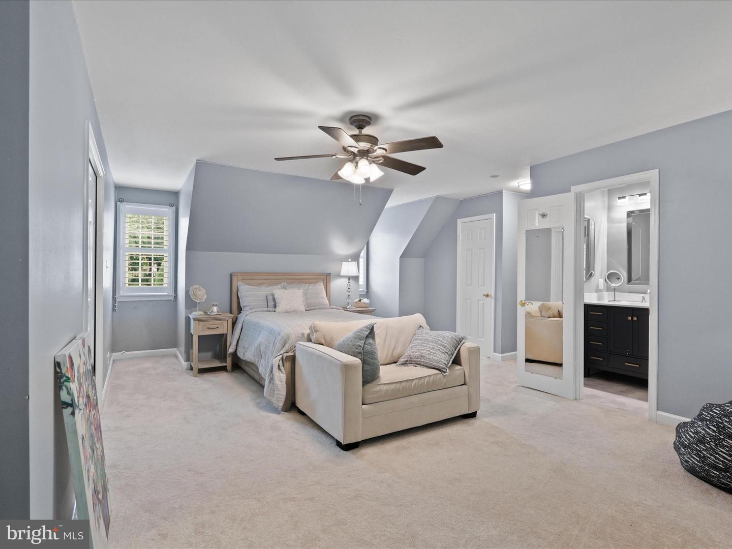10809 FIELDWOOD DR, FAIRFAX, Virginia 22030, 6 Bedrooms Bedrooms, ,4 BathroomsBathrooms,Residential,For sale,10809 FIELDWOOD DR,VAFX2258034 MLS # VAFX2258034