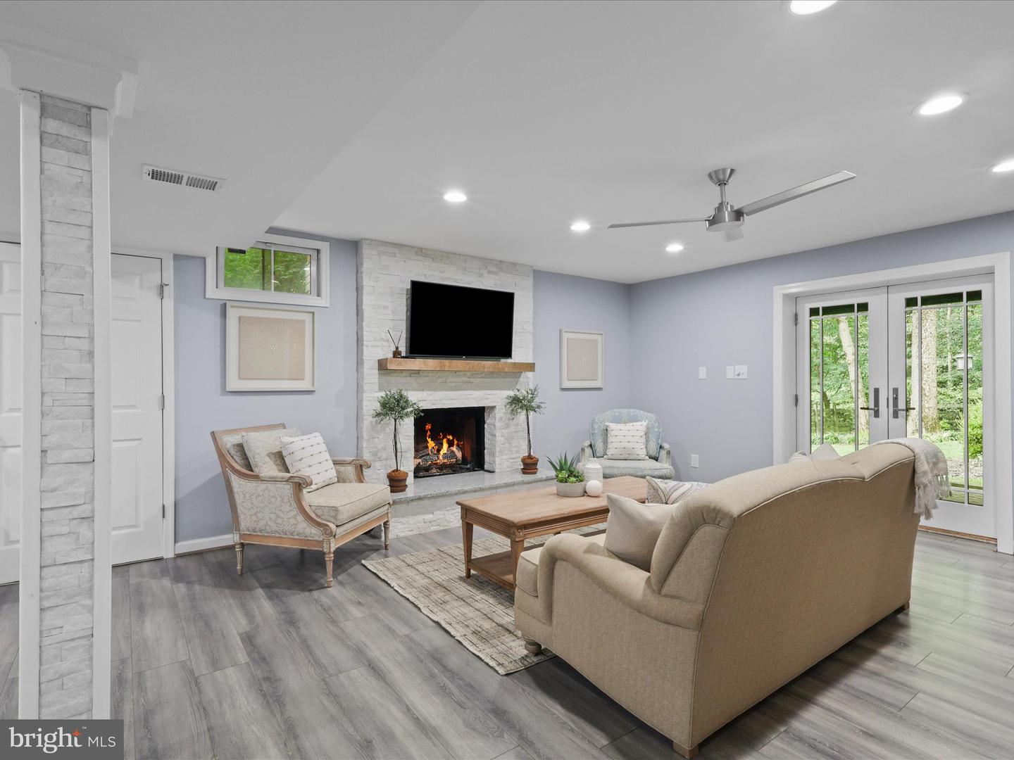 10809 FIELDWOOD DR, FAIRFAX, Virginia 22030, 6 Bedrooms Bedrooms, ,4 BathroomsBathrooms,Residential,For sale,10809 FIELDWOOD DR,VAFX2258034 MLS # VAFX2258034