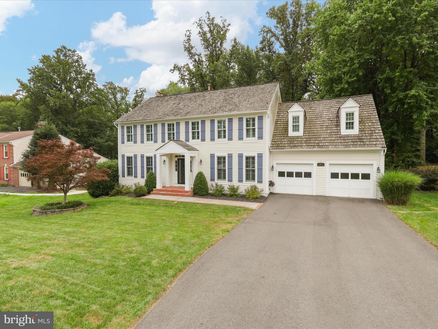 10809 FIELDWOOD DR, FAIRFAX, Virginia 22030, 6 Bedrooms Bedrooms, ,4 BathroomsBathrooms,Residential,For sale,10809 FIELDWOOD DR,VAFX2258034 MLS # VAFX2258034