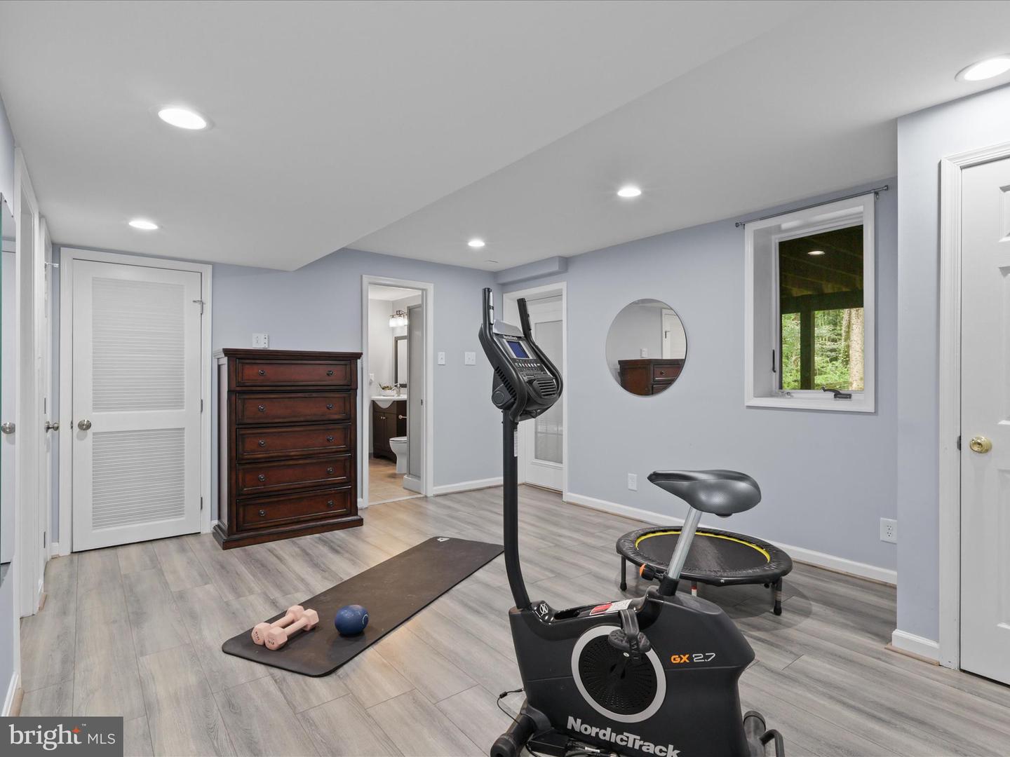 10809 FIELDWOOD DR, FAIRFAX, Virginia 22030, 6 Bedrooms Bedrooms, ,4 BathroomsBathrooms,Residential,For sale,10809 FIELDWOOD DR,VAFX2258034 MLS # VAFX2258034